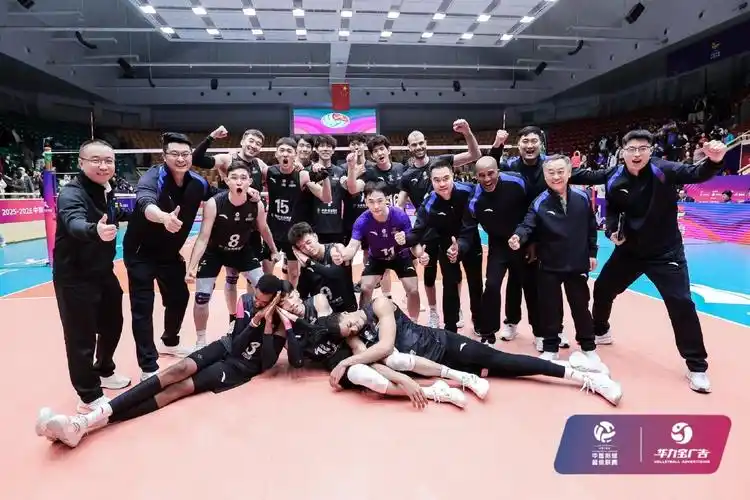 CBA联赛：青岛国信海天 VS 新疆伊力特